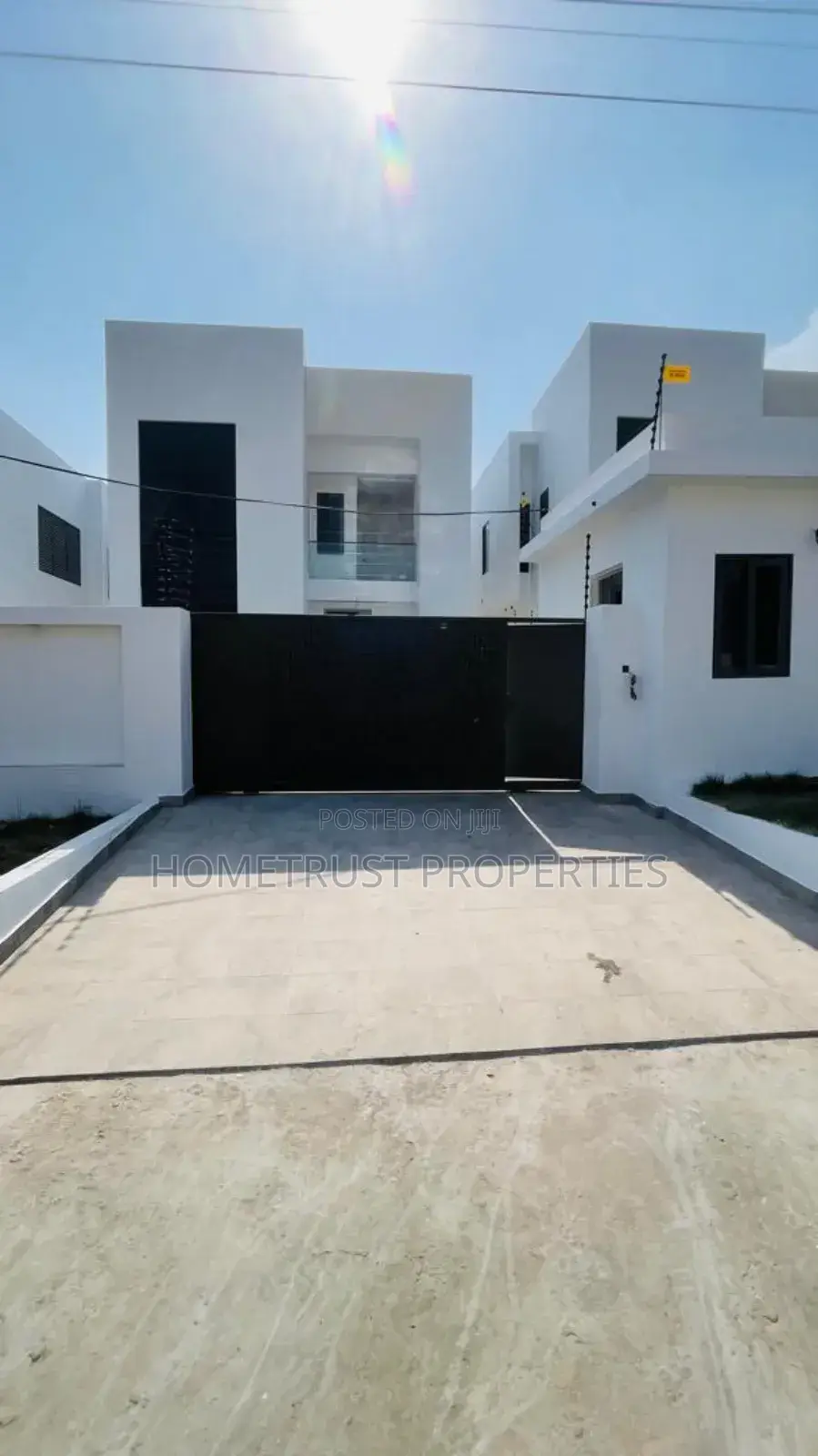 4bdrm Duplex in Hometrust Properties, Abelemkpe for sale