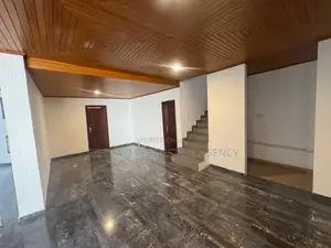 5bdrm House in Abelemkpe for rent