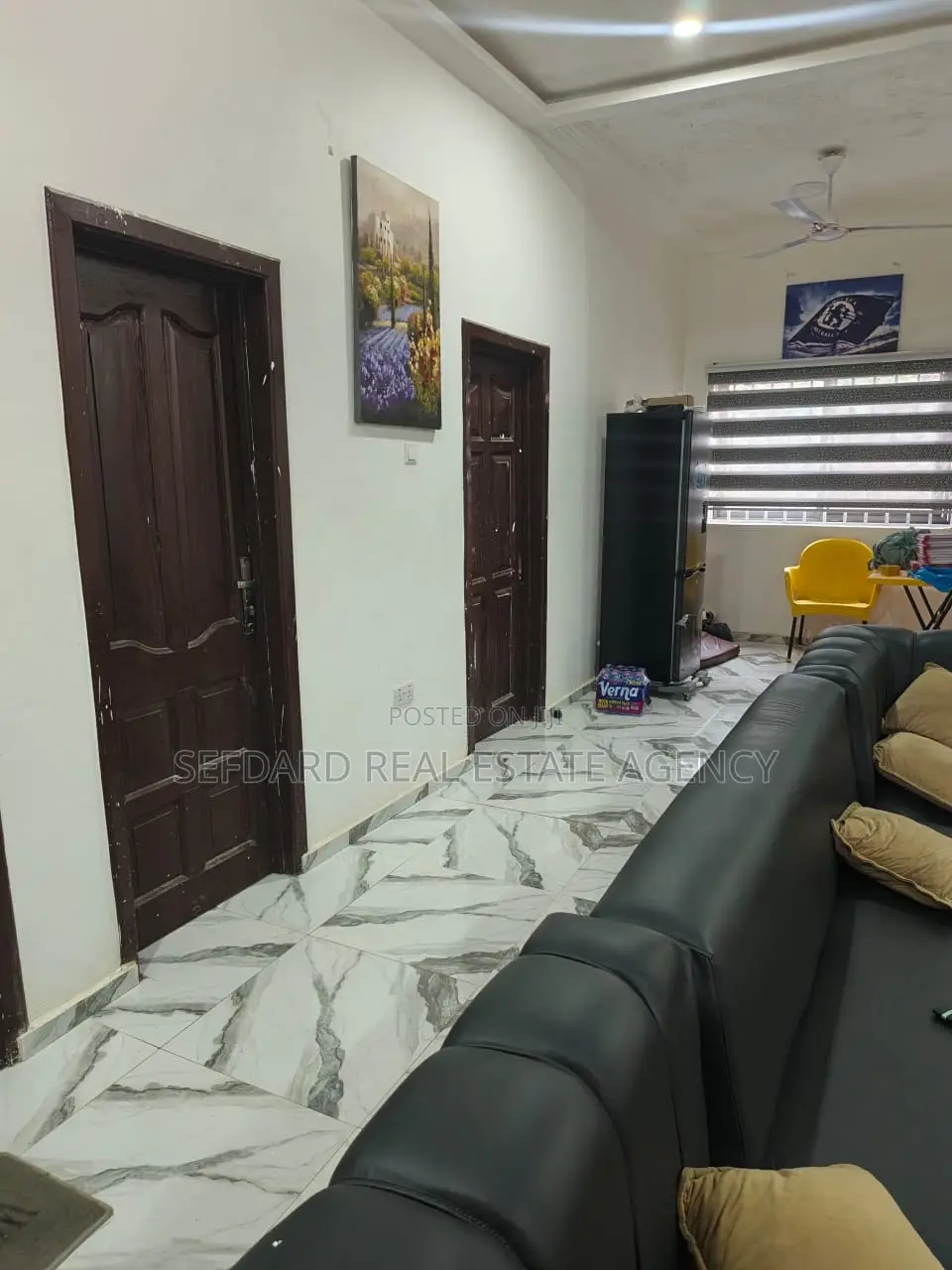 8bdrm Apartment in Ablekuma for sale