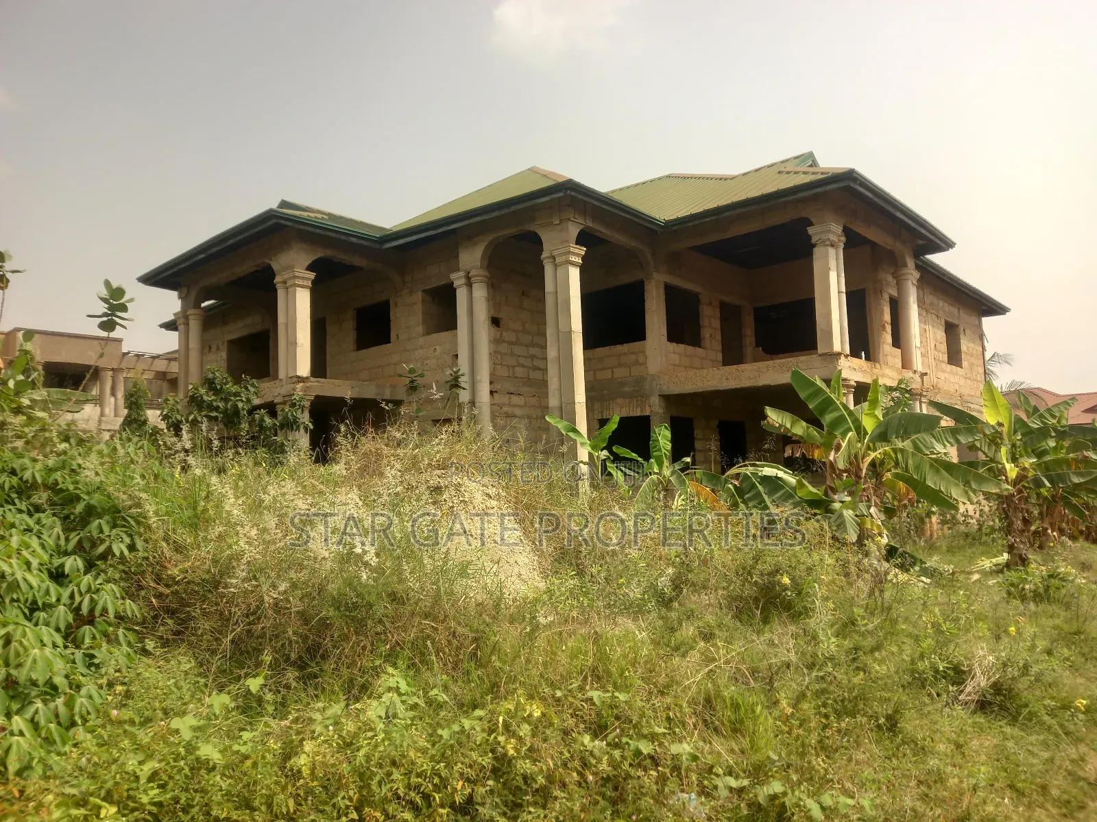 9bdrm House in Pakyi No 2. Santasi, Kumasi Metropolitan for sale