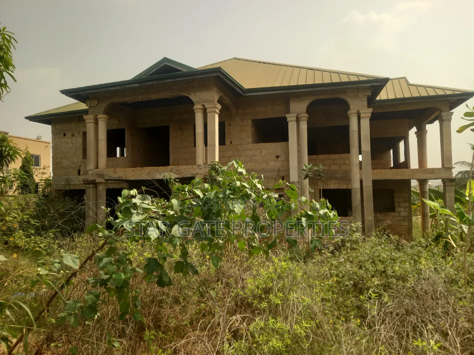 9bdrm House in Pakyi No 2. Santasi, Kumasi Metropolitan for sale