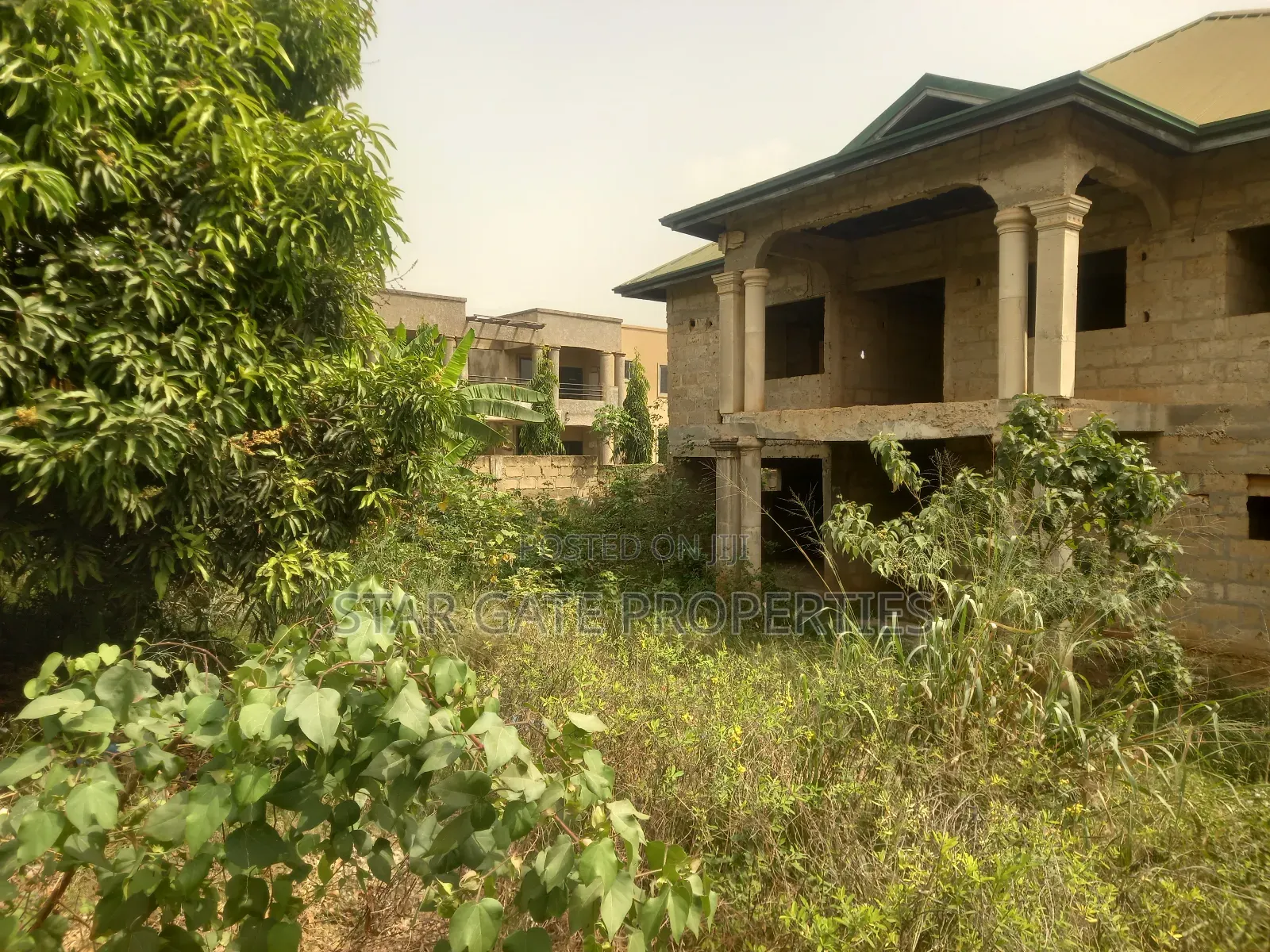 9bdrm House in Pakyi No 2. Santasi, Kumasi Metropolitan for sale