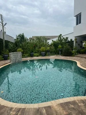 5bdrm House in Airport Hills for sale