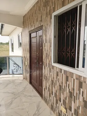 3bdrm Apartment in Amanfro, Adenta for rent
