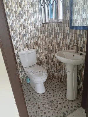 3bdrm Apartment in Amanfro, Adenta for rent