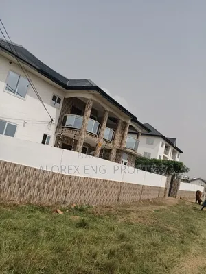 3bdrm Apartment in Amanfro, Adenta for rent