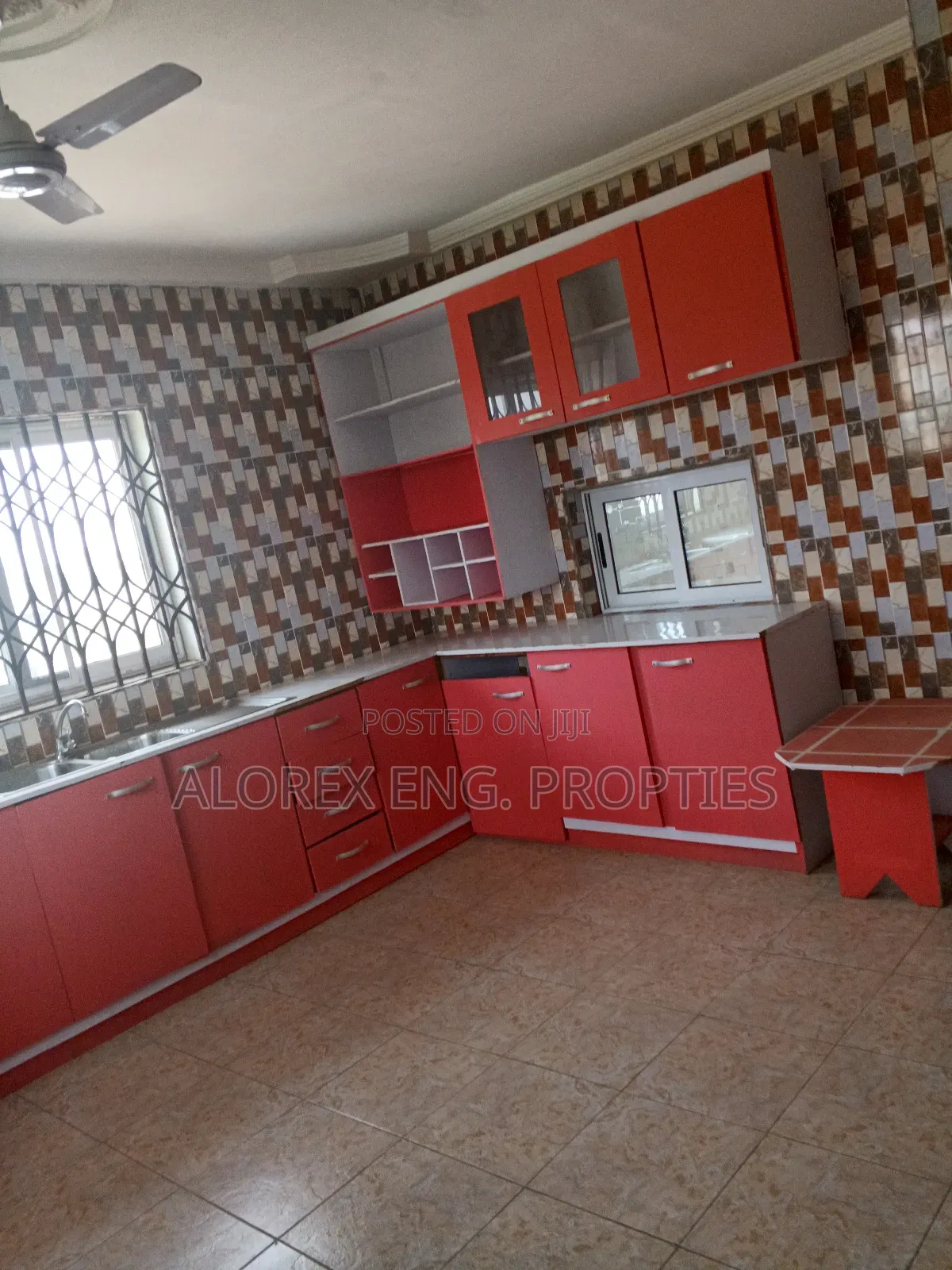 3bdrm Apartment in Amanfro, Adenta for rent