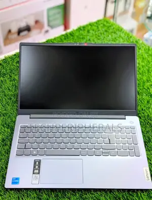 New Laptop Lenovo Ideapad 3 8GB Intel Core i5 SSD 512GB