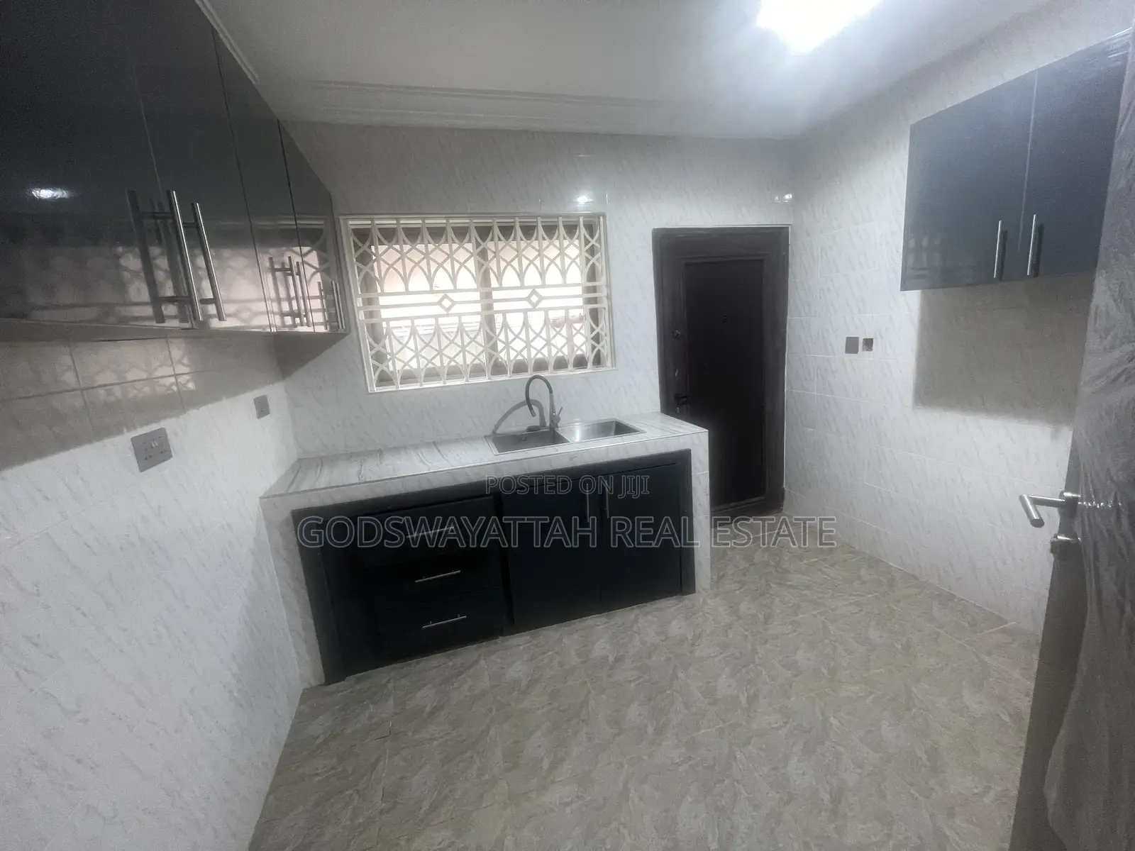 3bdrm Apartment in East Legon, Adjiriganor for rent