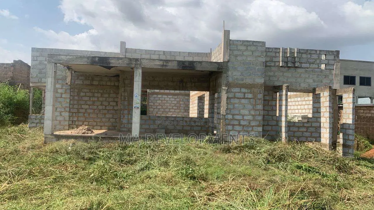 3bdrm House in Madev Realty, Kasoa for sale