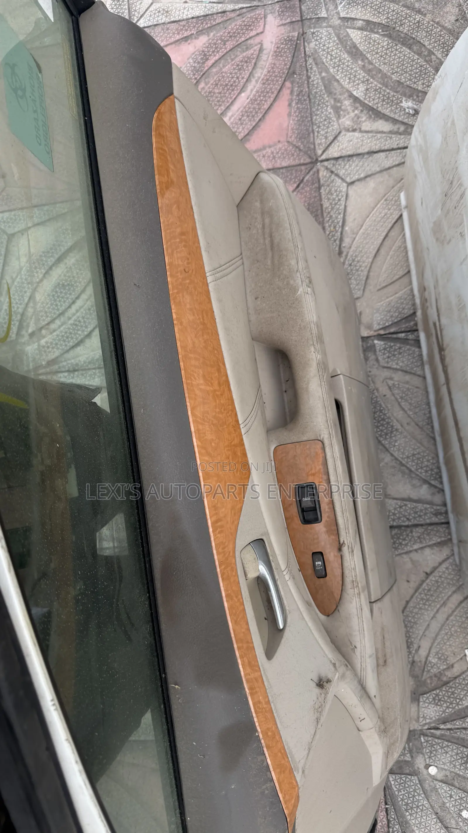 Toyota Avalon 2006,2007,2008,2009,2010 Doors Set Available