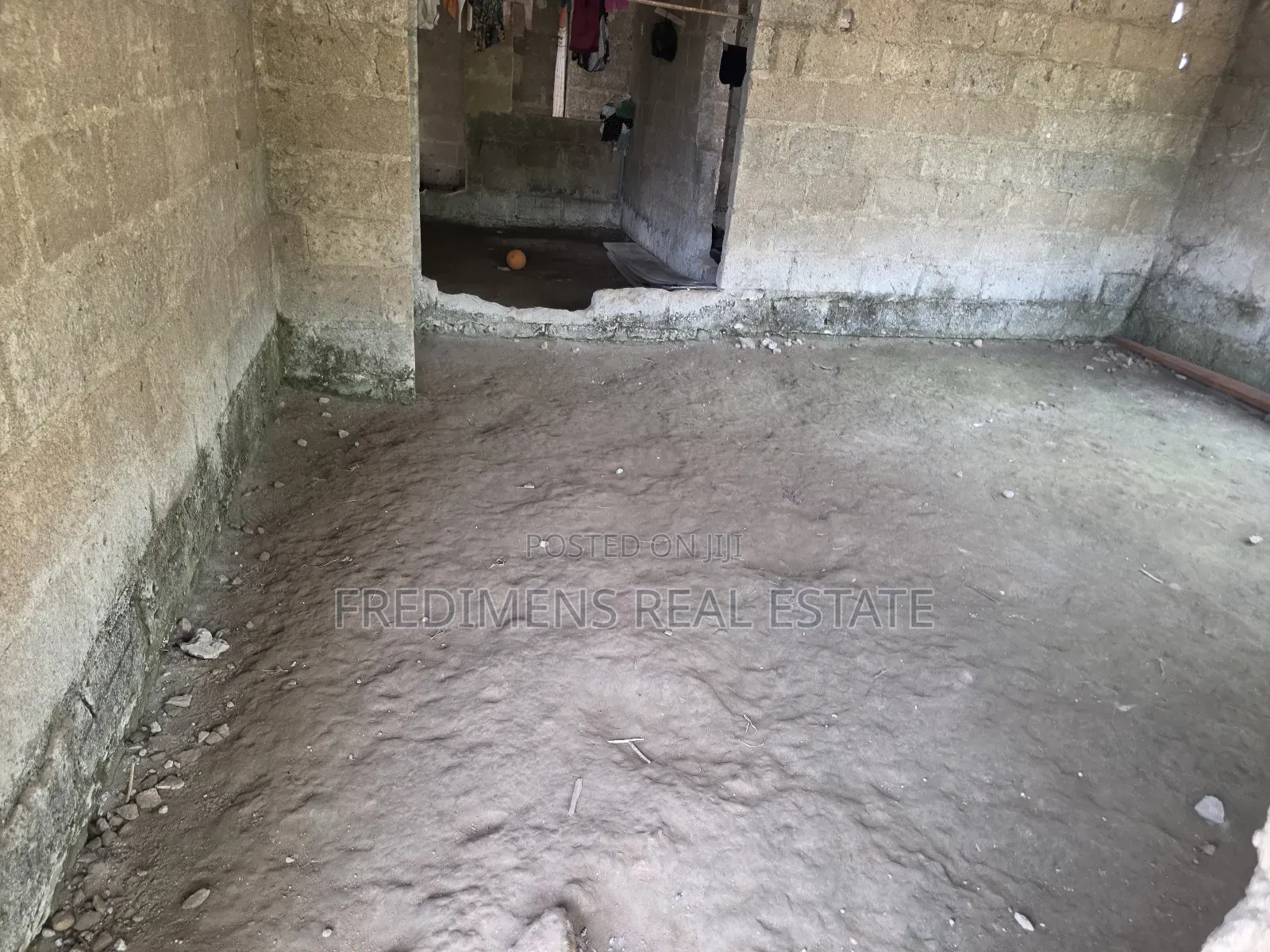 4bdrm House In Fredimens Real, Atwima Kwanwoma For Sale