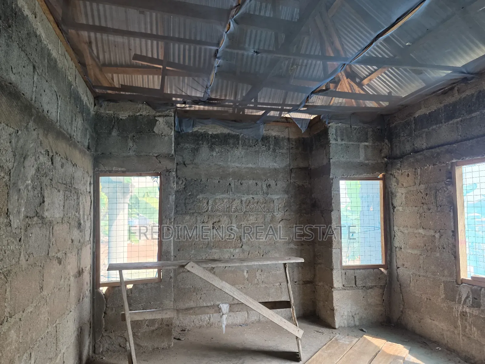 4bdrm House In Fredimens Real, Atwima Kwanwoma For Sale