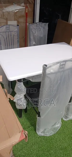 White Dinning Set