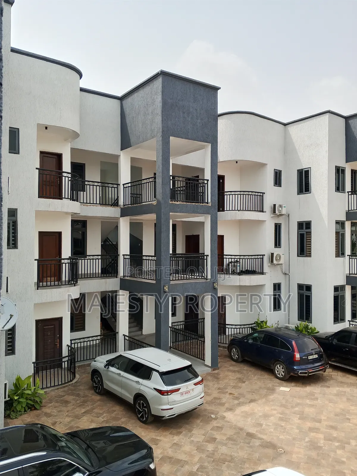 2bdrm Apartment in Botwe School for rent