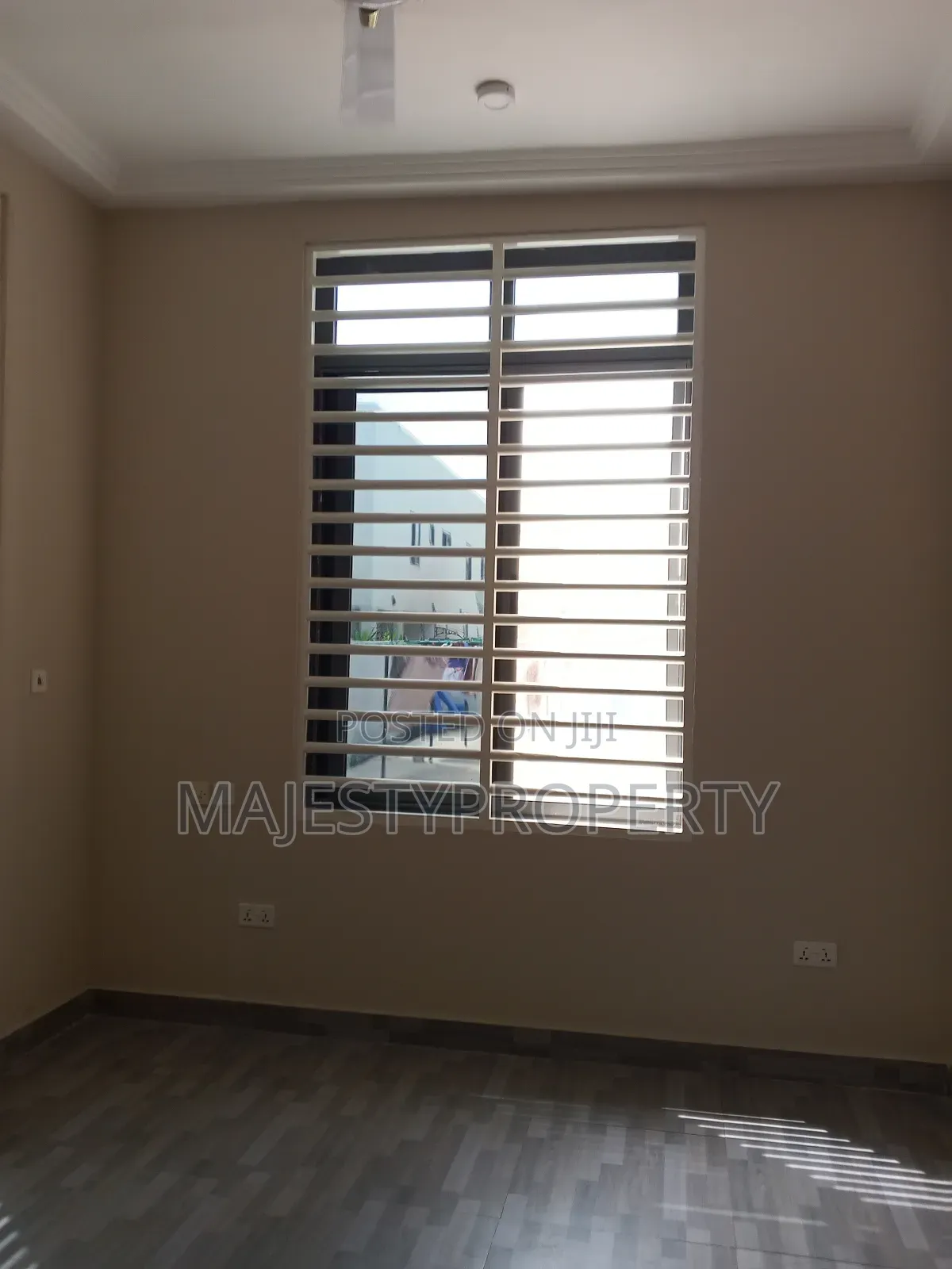 2bdrm Apartment in Botwe School for rent