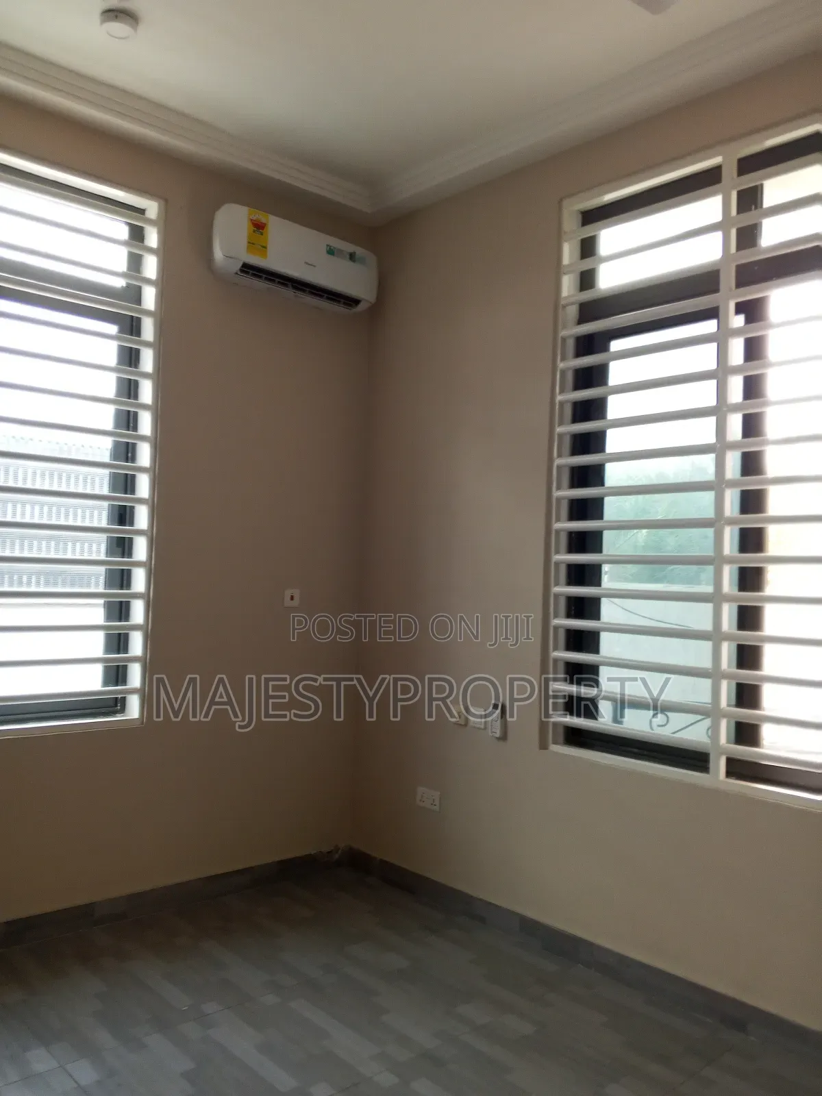 2bdrm Apartment in Botwe School for rent