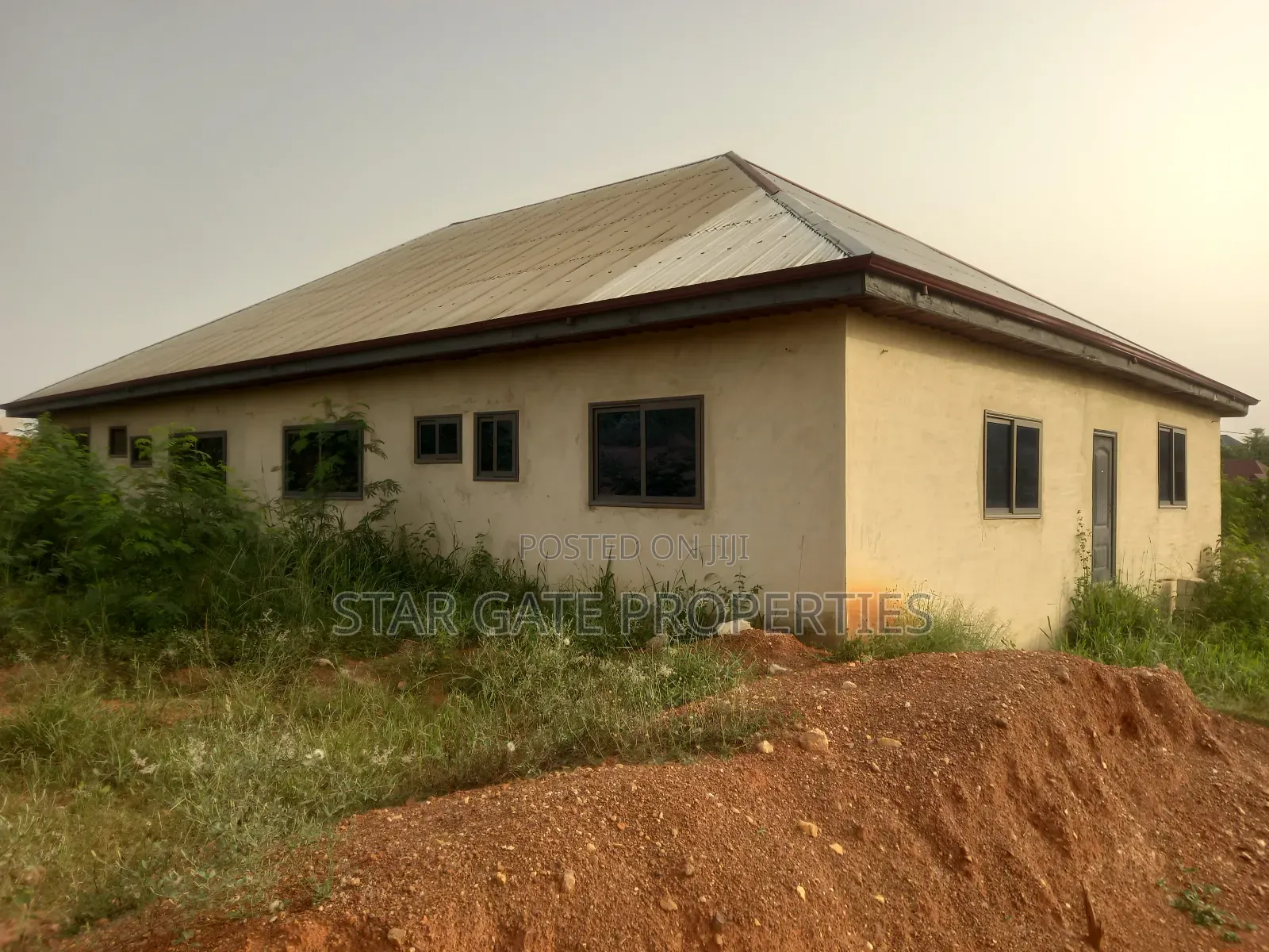 8 Bedrooms Hostel for Sale at Jachie Pramso ( Nursing School)