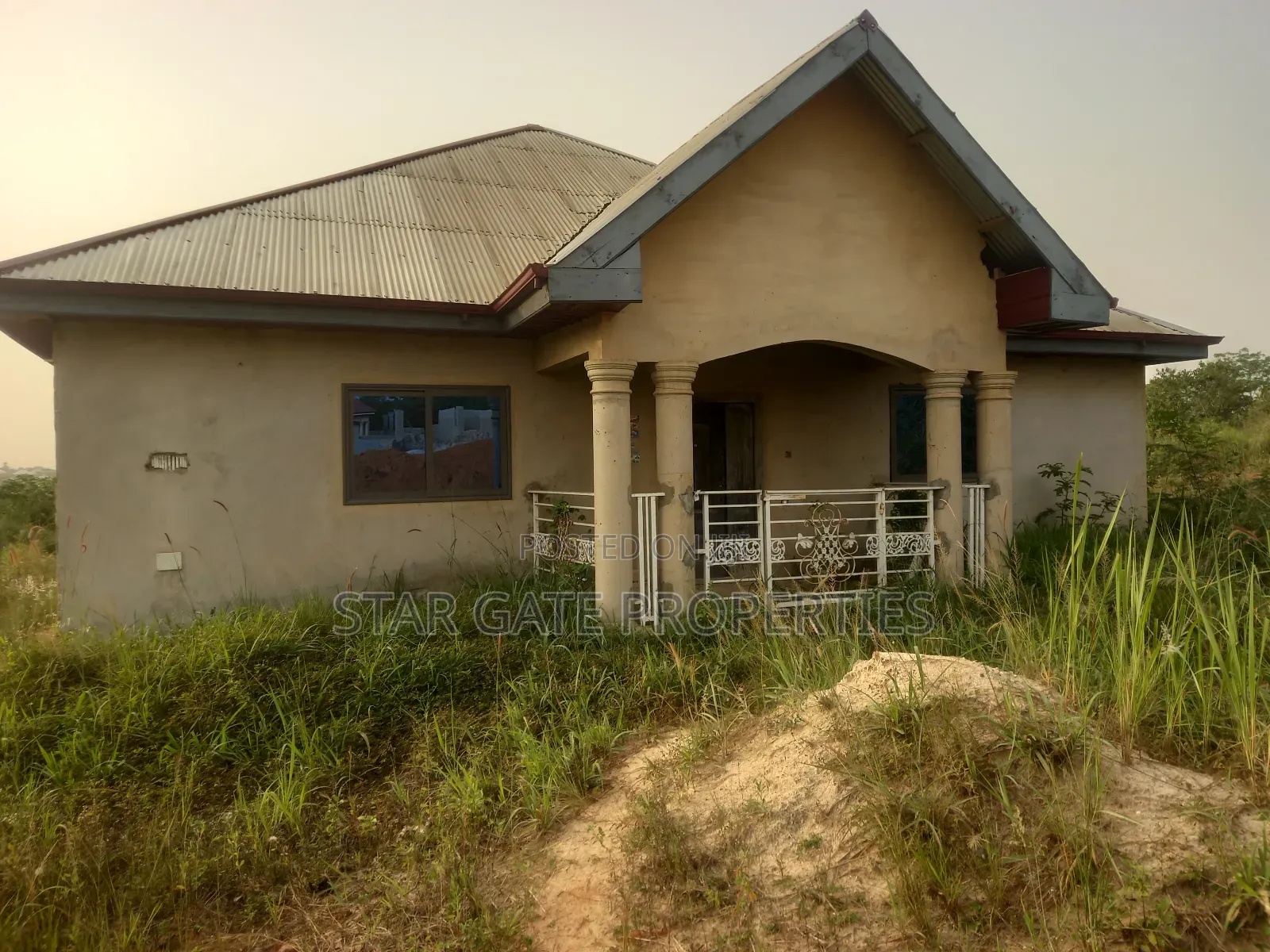 8 Bedrooms Hostel for Sale at Jachie Pramso ( Nursing School)