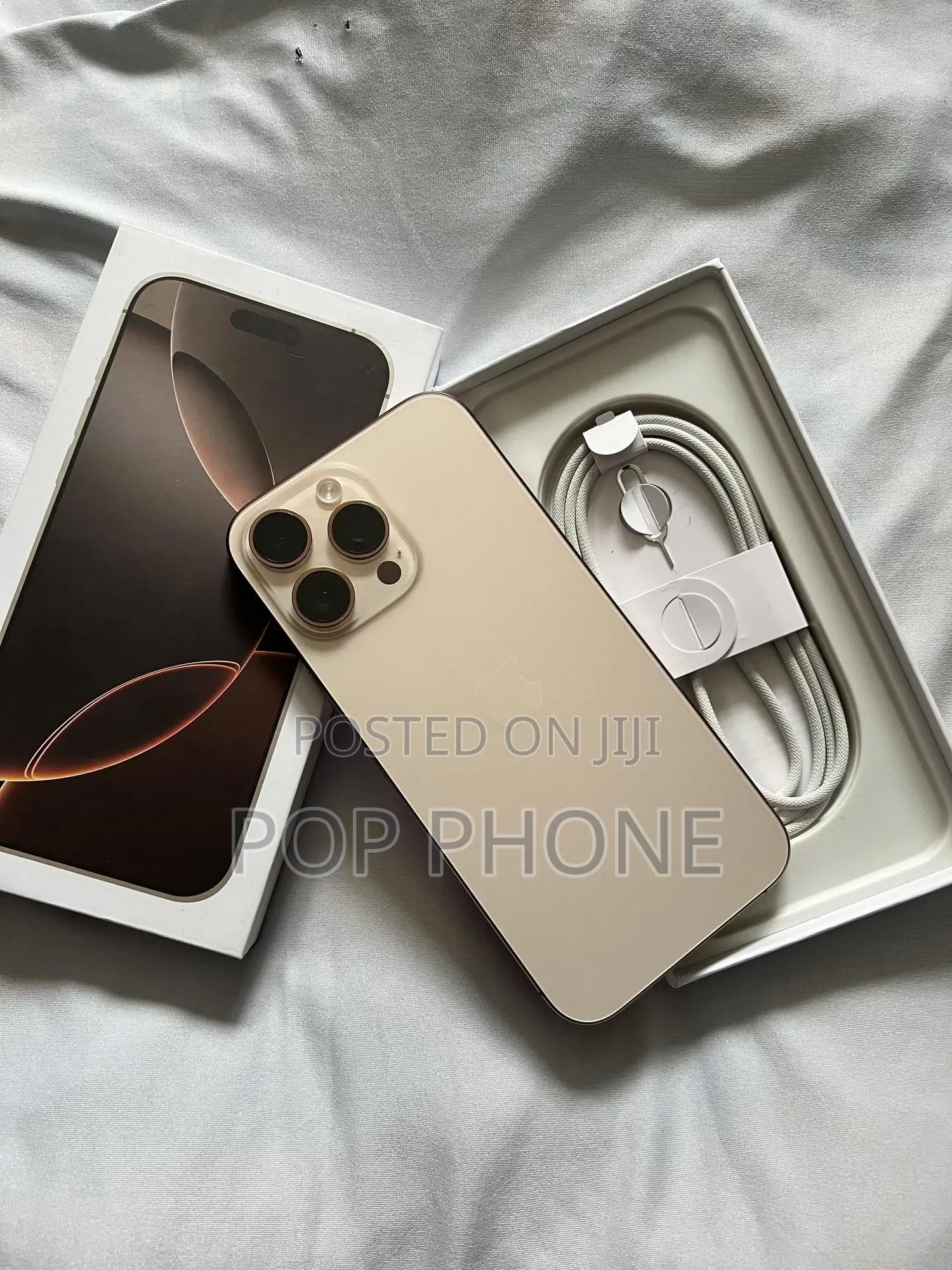 Apple iPhone 16 Pro Max 256 GB Gold