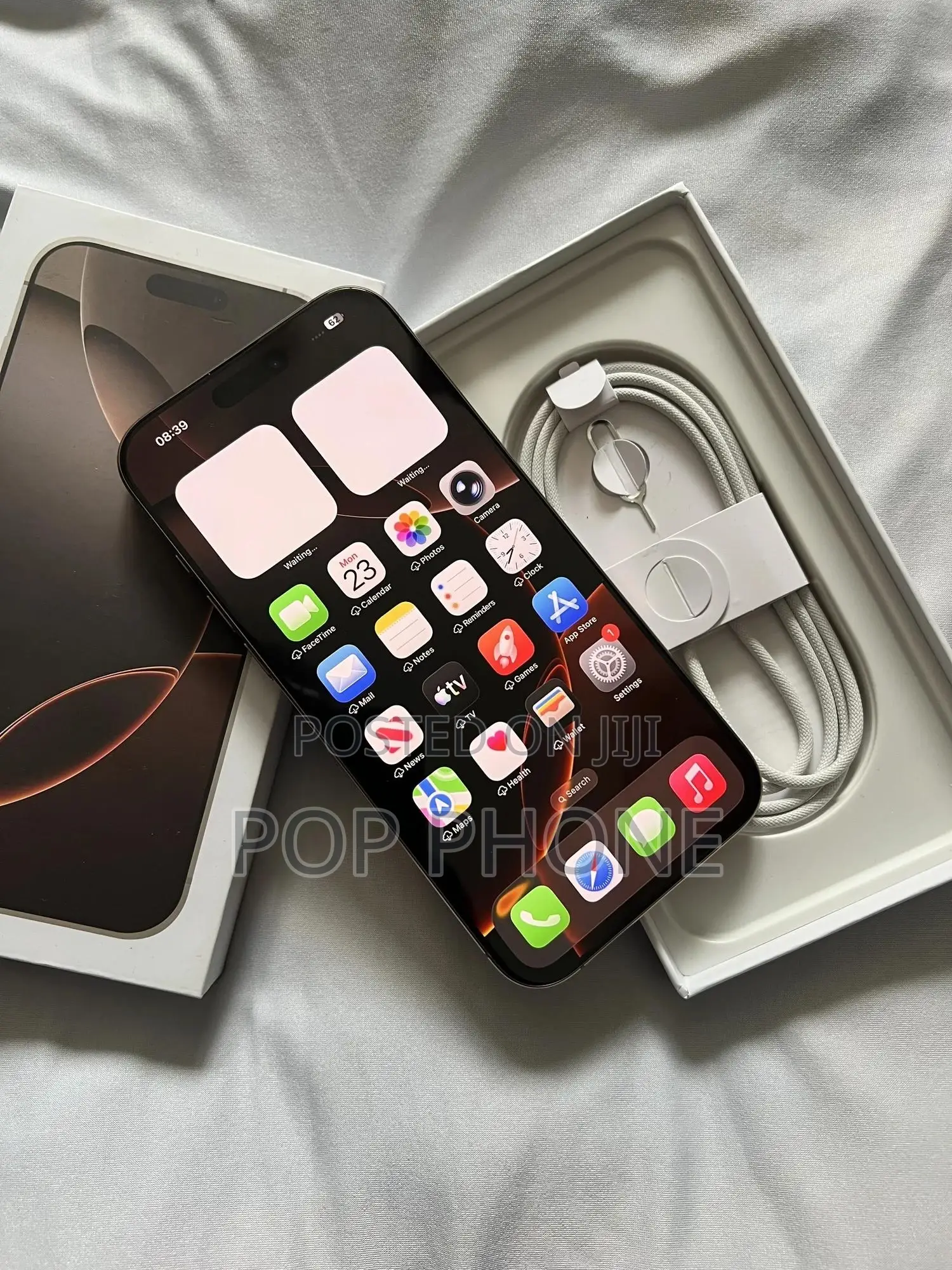 Apple iPhone 16 Pro Max 256 GB Gold
