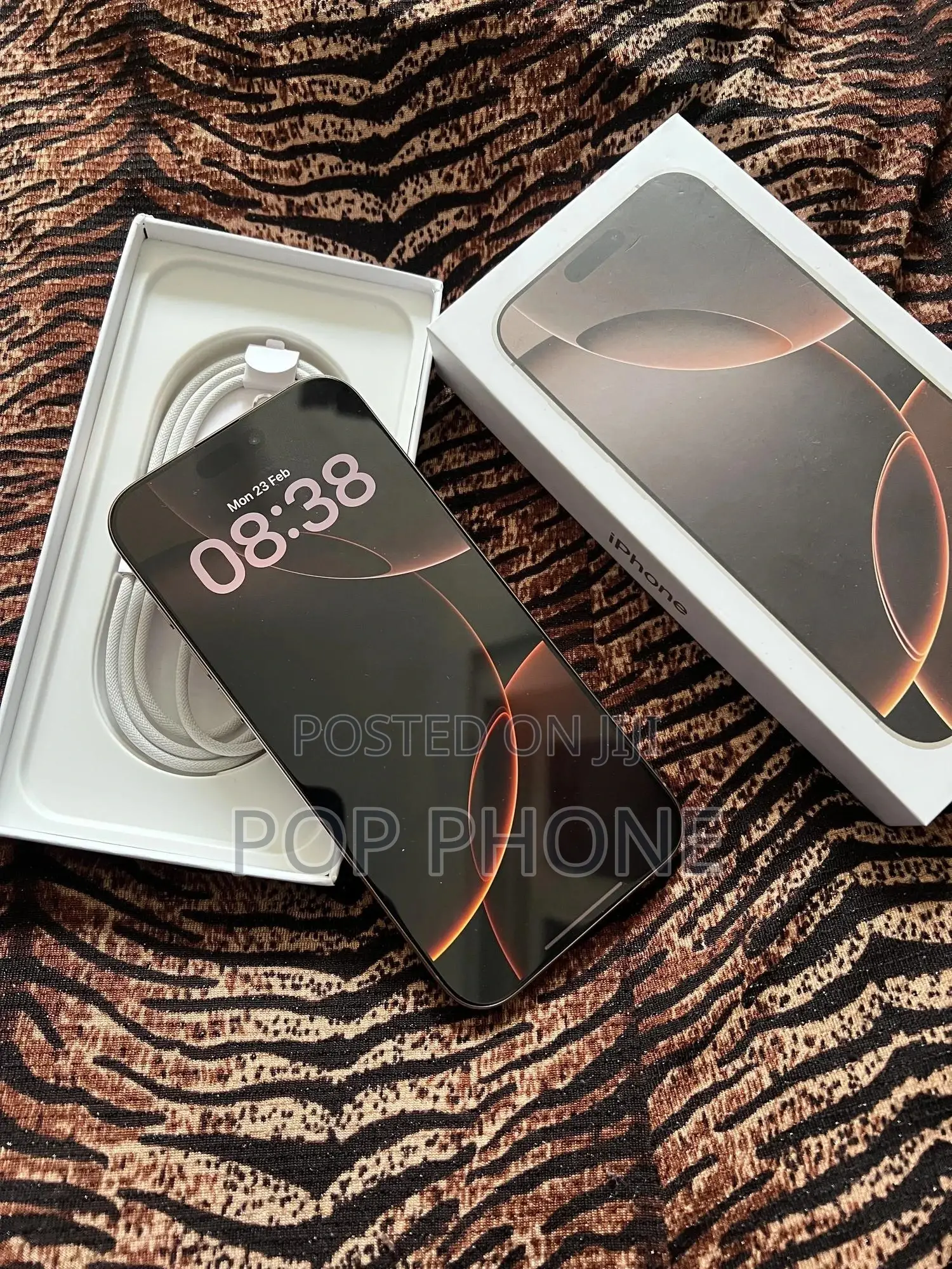 Apple iPhone 16 Pro Max 256 GB Gold