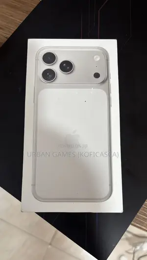 New Apple iPhone 17 Pro Max 256 GB Silver