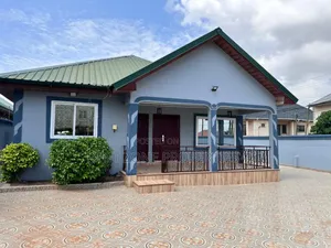 5bdrm Maisonette in Ofankor for rent