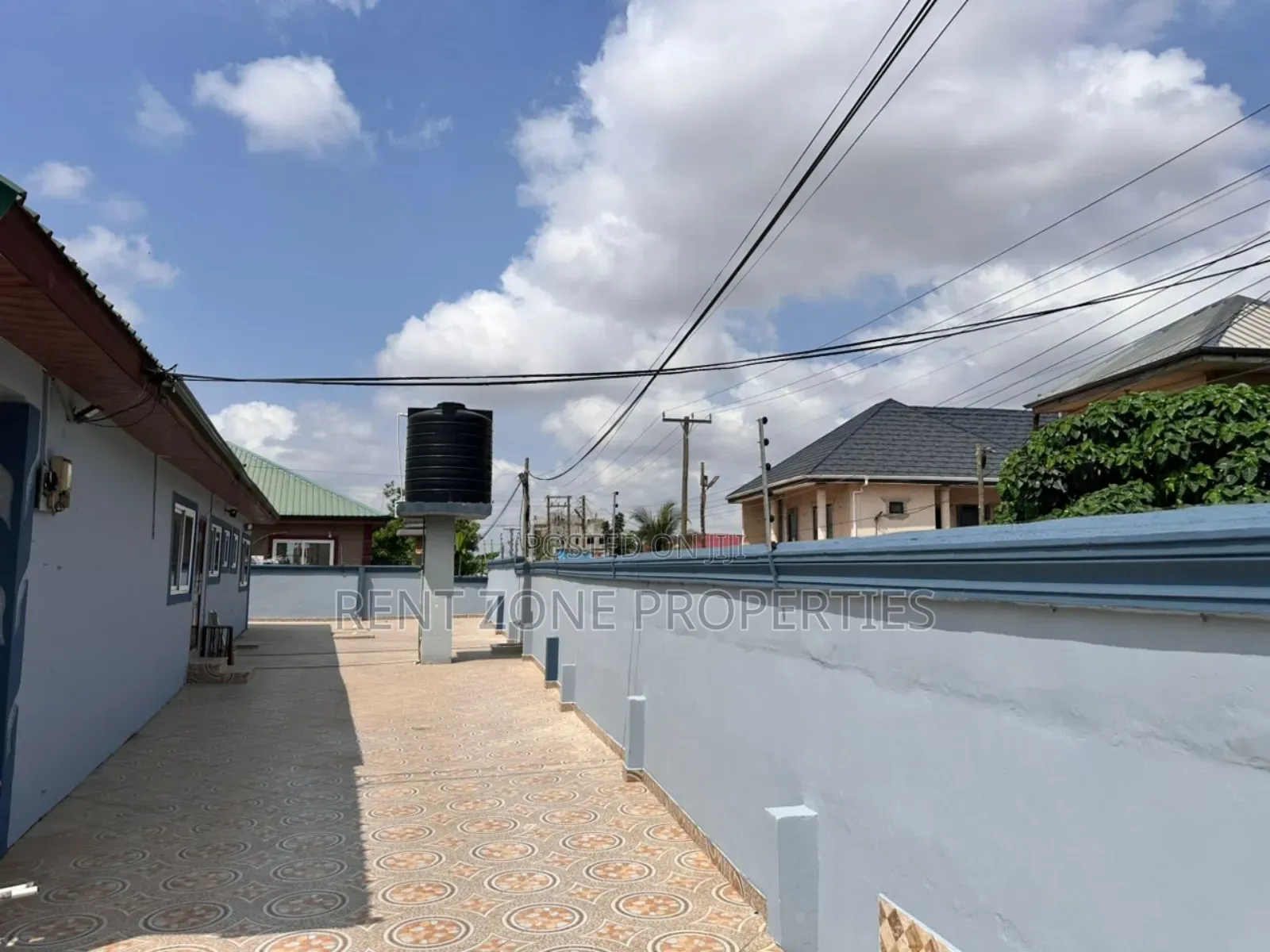 5bdrm Maisonette in Ofankor for rent