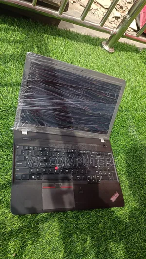 Laptop Lenovo ThinkPad Edge E550 8GB Intel Core i5 HDD 500GB