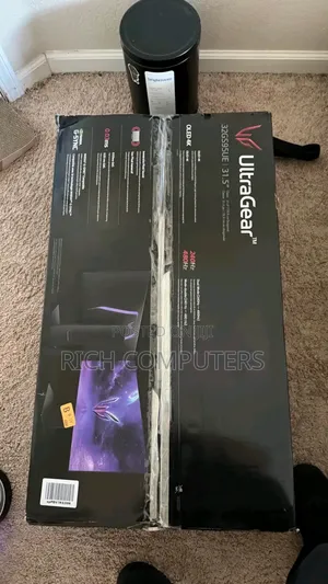 32inches Lg Oled Monitor