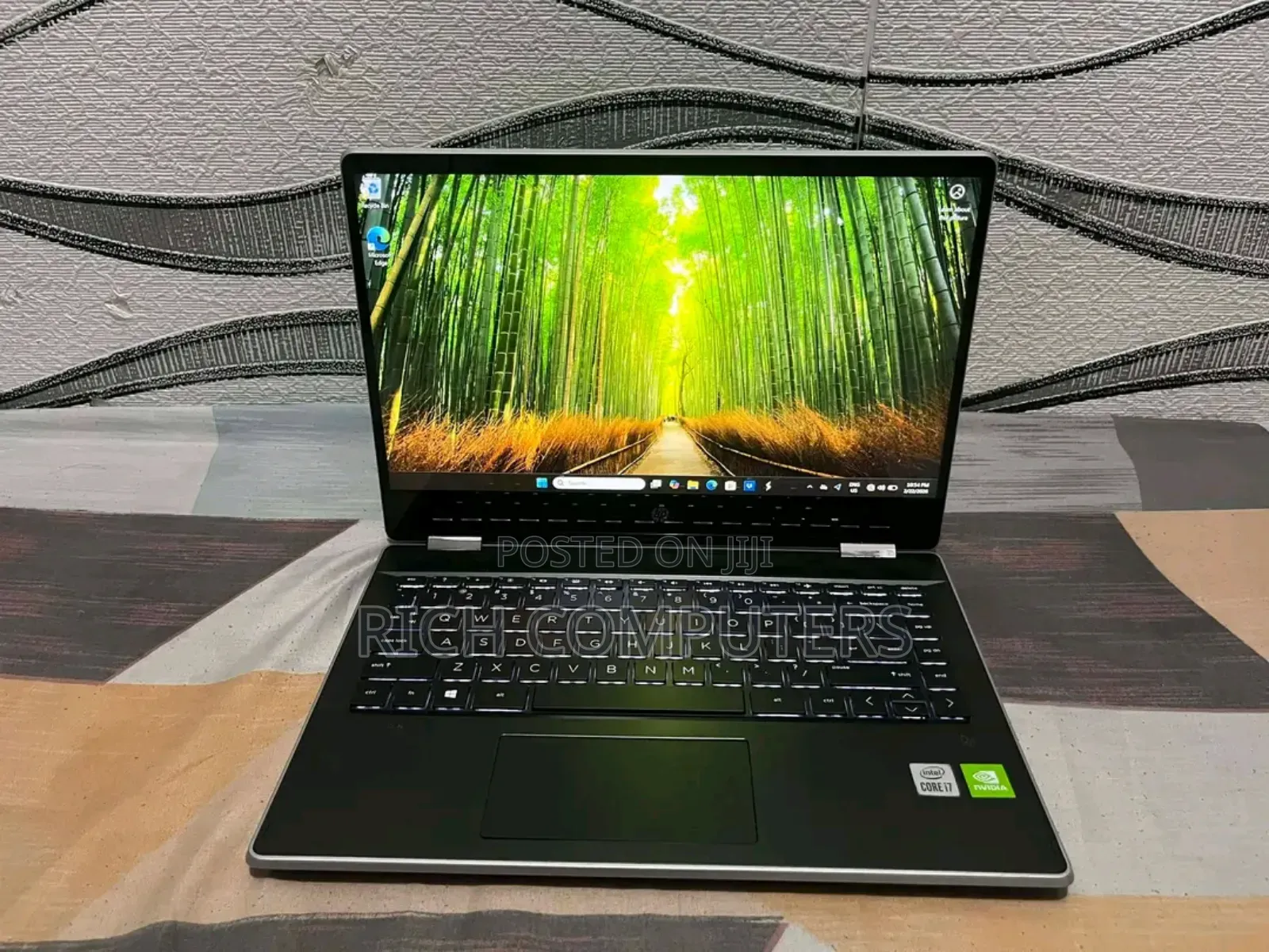 New Laptop HP 14z 8GB Intel Core i7 SSD 1.5T