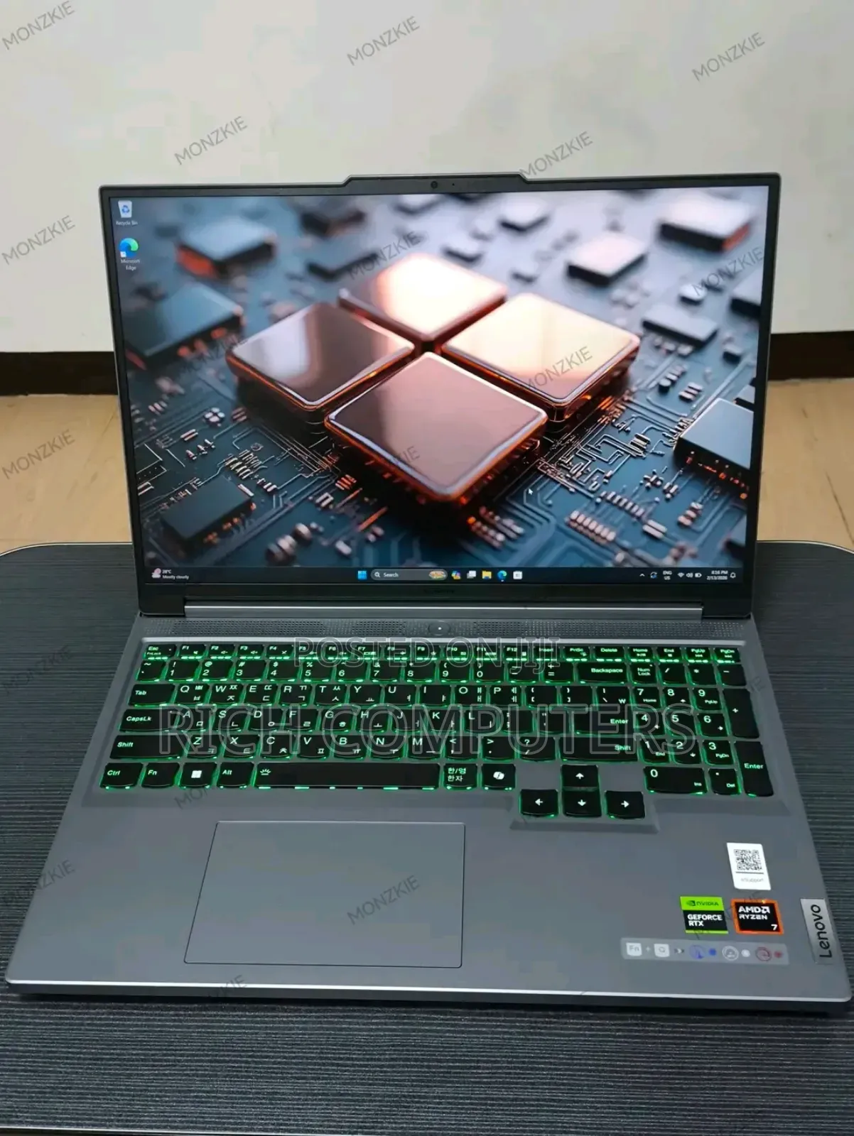 New Laptop Lenovo 500e 16GB AMD Ryzen 7 SSD 1T