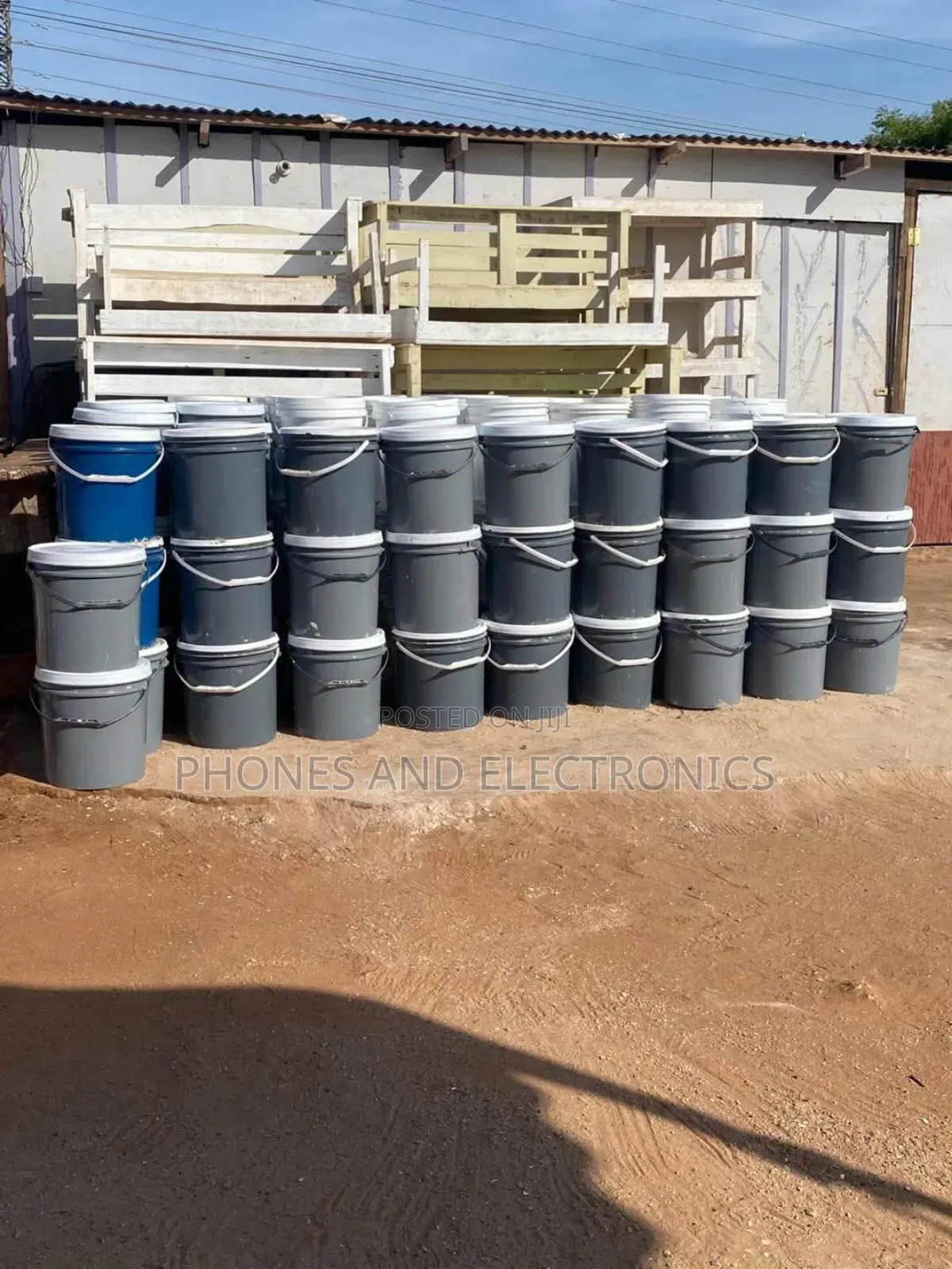 Professional Graffiato Anti Salt Paint /Decor