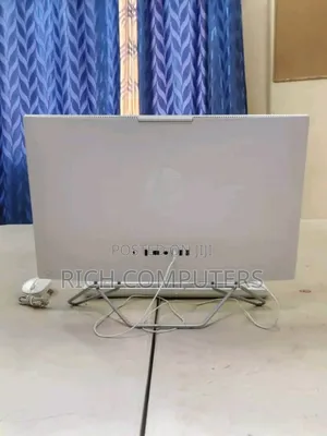 New HP 200 G4 22 All-in-One 16GB Intel Core i5 SSD 512GB