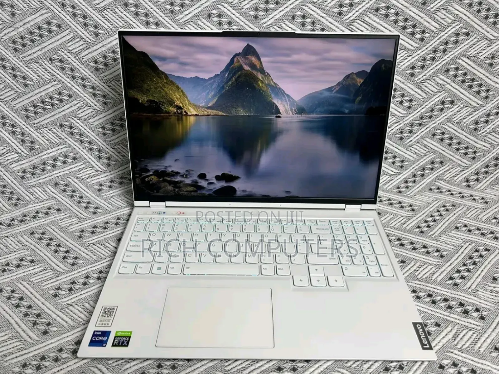 New Laptop Lenovo Legion Y545 32GB Intel Core i9 SSD 1T