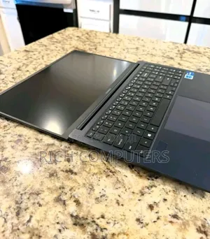 Laptop Samsung Galaxy Book4 16GB Intel Core i5 SSD 512GB