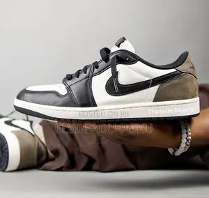 Air Jordan 1 Low Og "Mocha" Sneakers