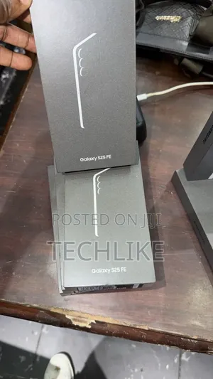 New Samsung Galaxy S25 FE 128 GB Black