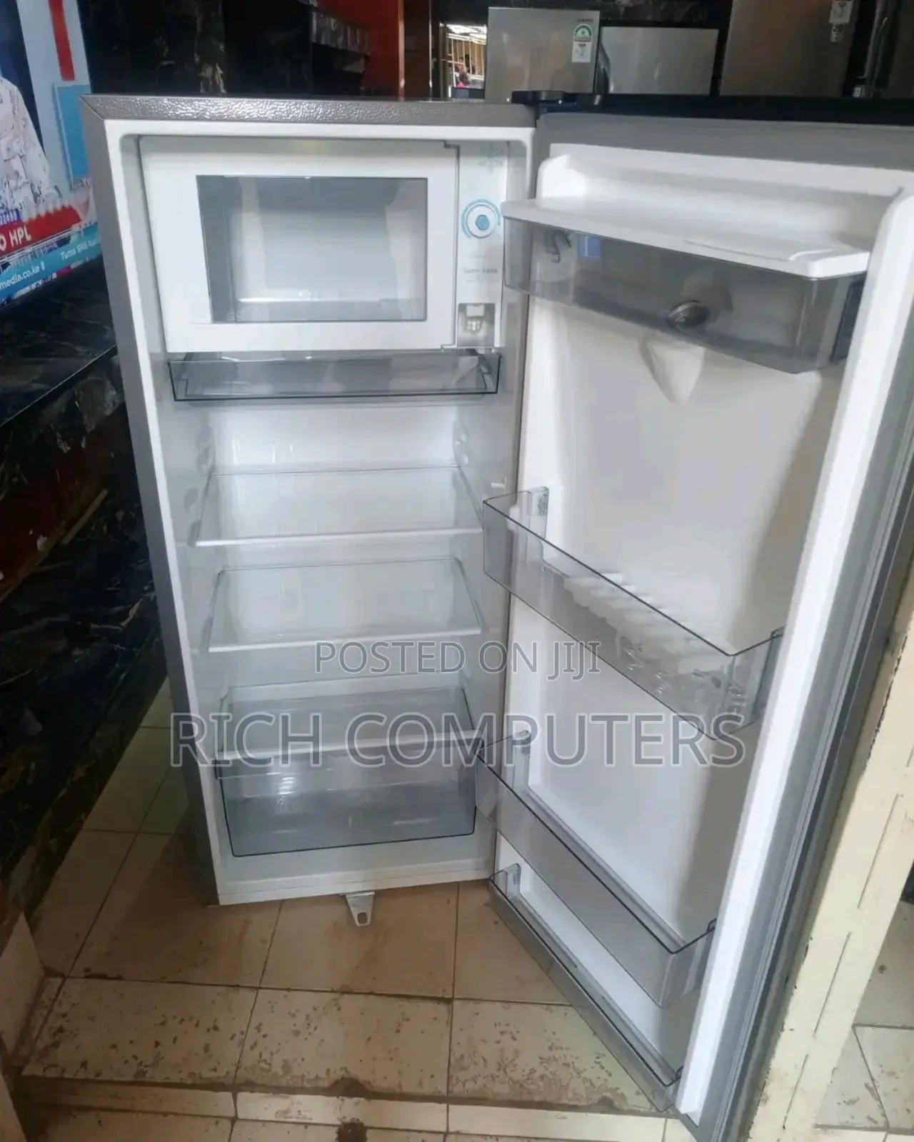 Hsence Dispenser Fridge