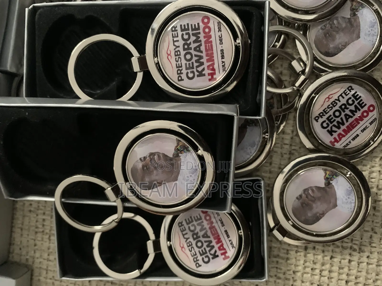 Front and Back Key Holders With Picture