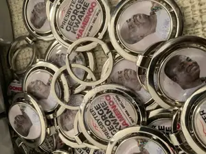 Front and Back Key Holders With Picture