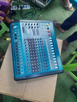 Yamaha Mk 12 Channel Mixer