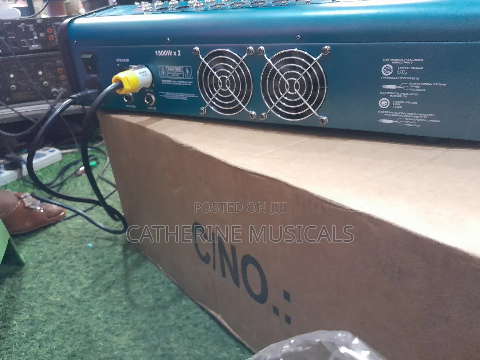 Yamaha Mk 12 Channel Mixer
