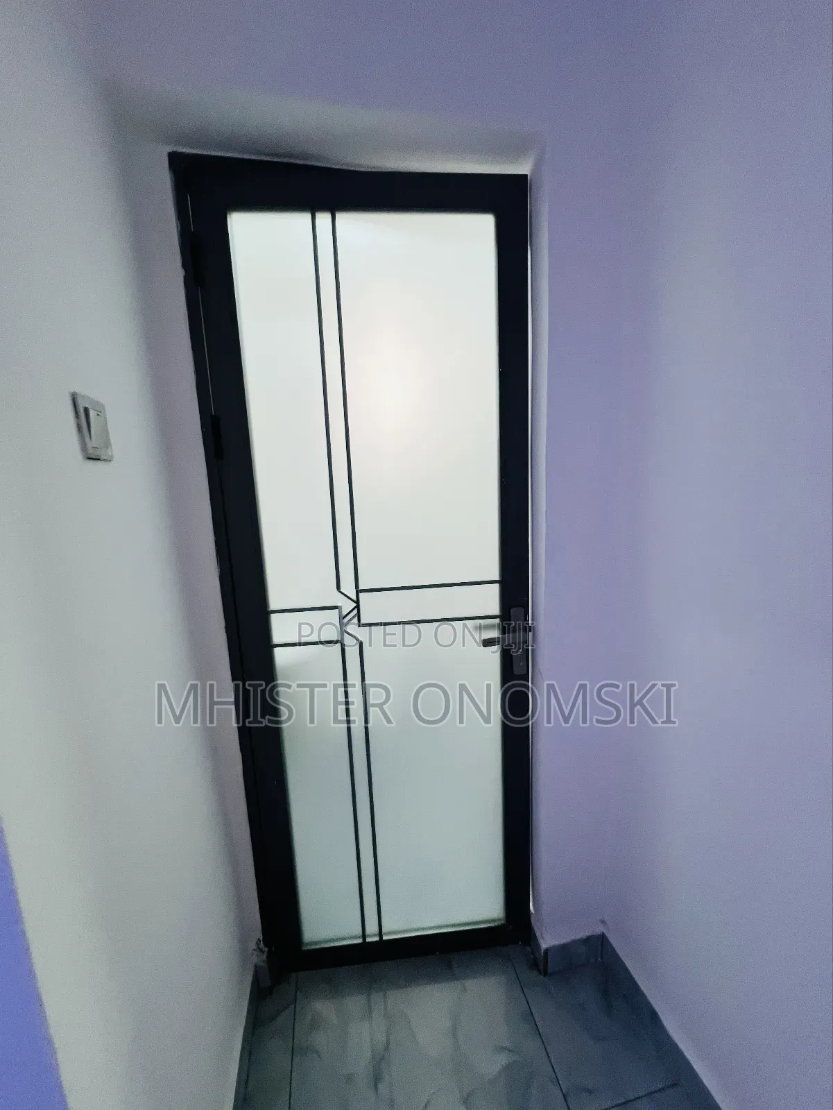 2 Bedroom Ghs900 10mins Drive to Tema Harbour 20mins to Accra Airport