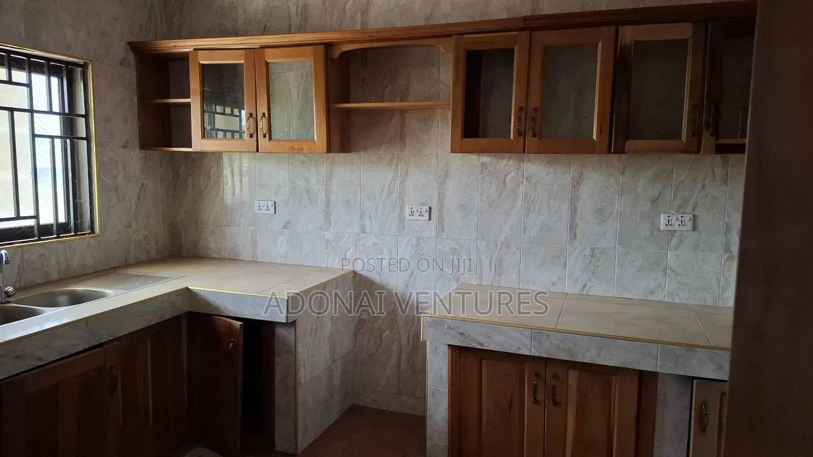 3bdrm Apartment in Sokoban Asaago, Kumasi Metropolitan for rent