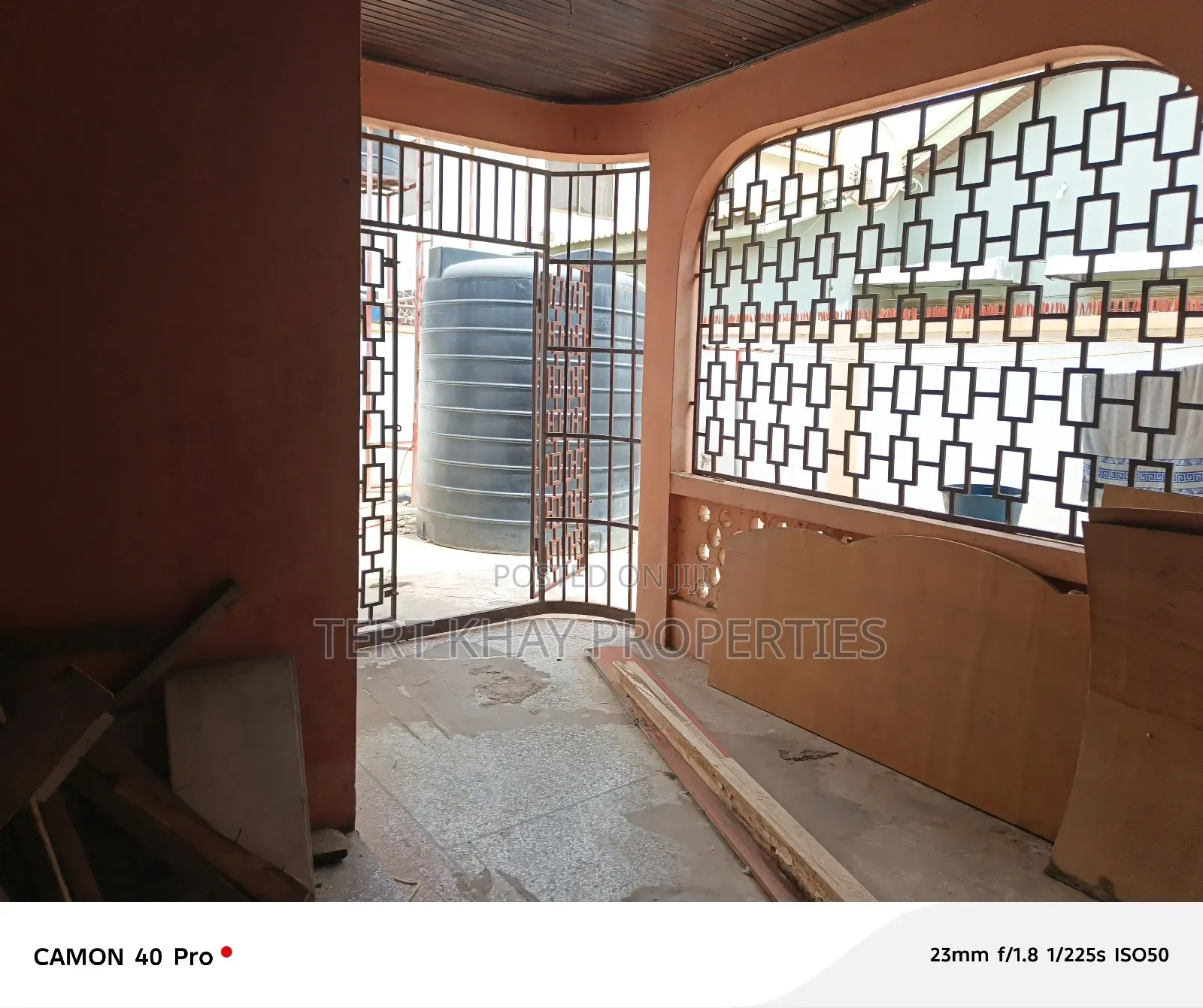 6bdrm House in Vivian Farm, Sakumono for sale