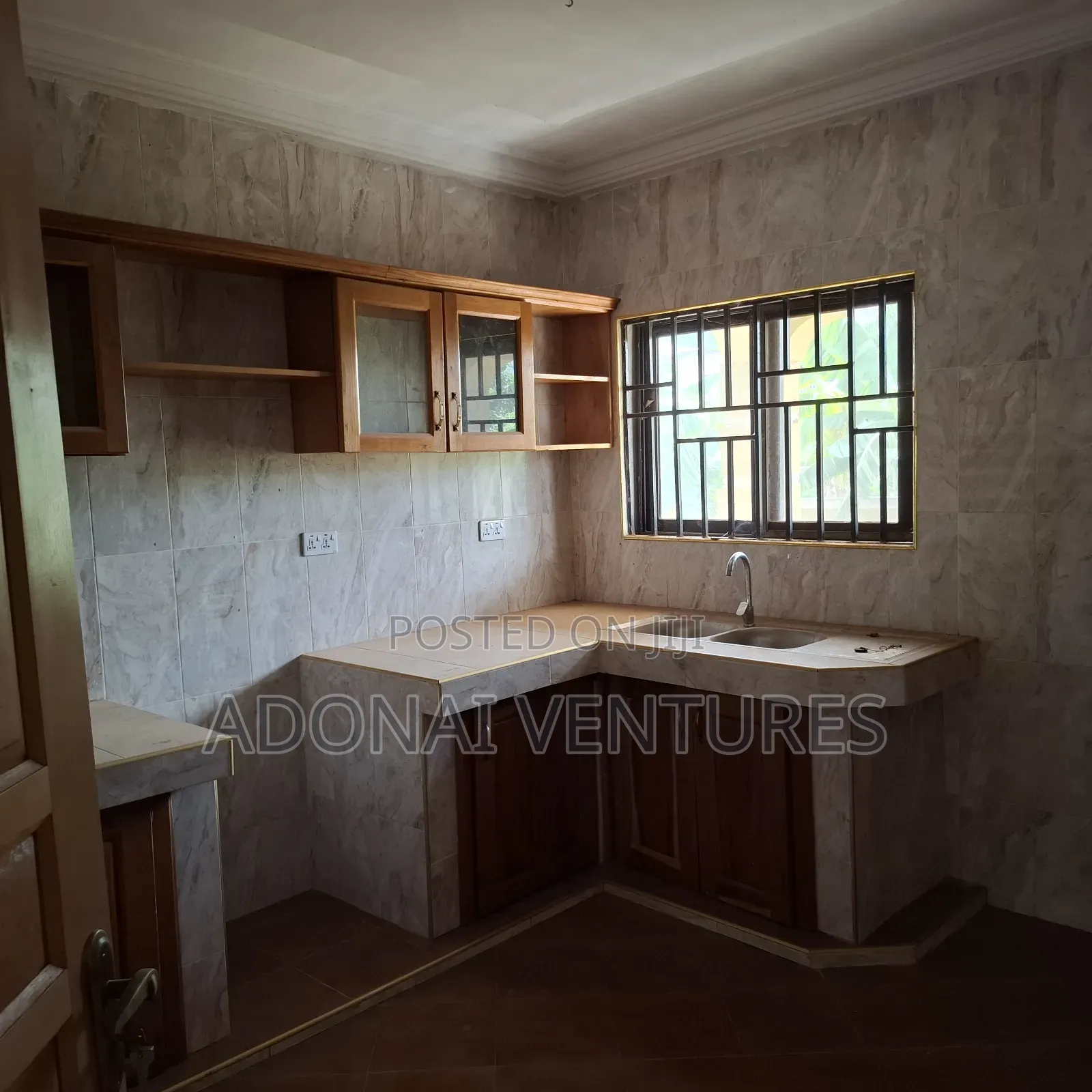 3bdrm Apartment in Sokoban Asaago, Kumasi Metropolitan for rent