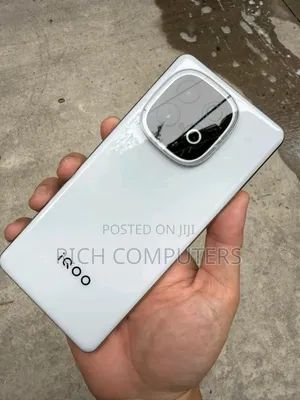 New Vivo iQOO Z10 Turbo+ 256 GB Gray