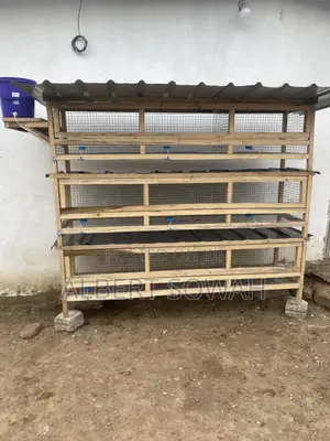 9 Rooms Wooden Rabbit Cage